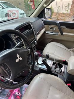 ميتسوبيشي باجيرو